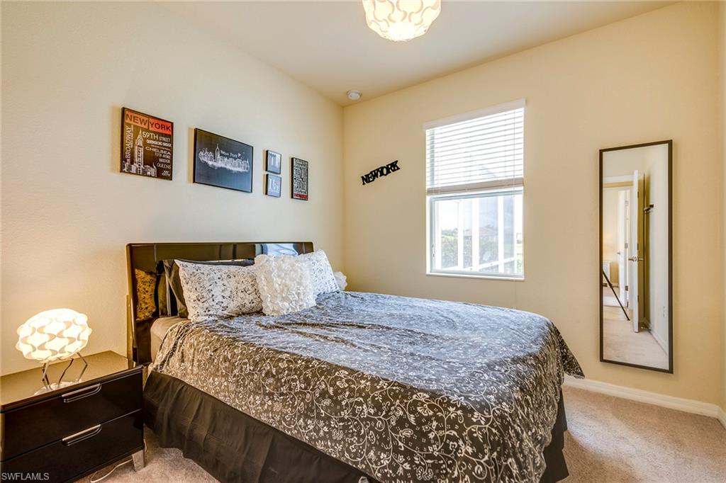 REFLECTION LAKES - Residential Lease