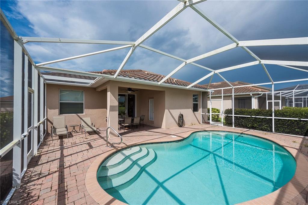 REFLECTION LAKES - Residential Lease