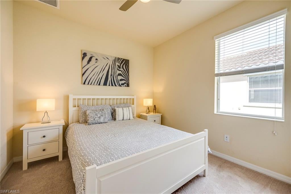 REFLECTION LAKES - Residential Lease
