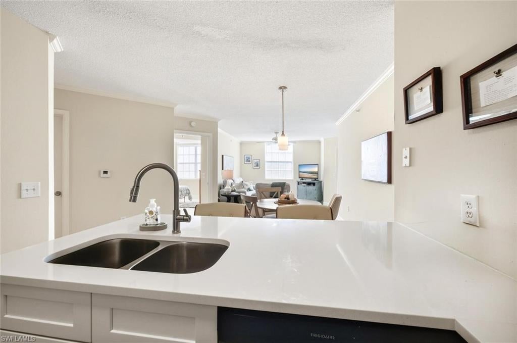 SANCTUARY - Residential