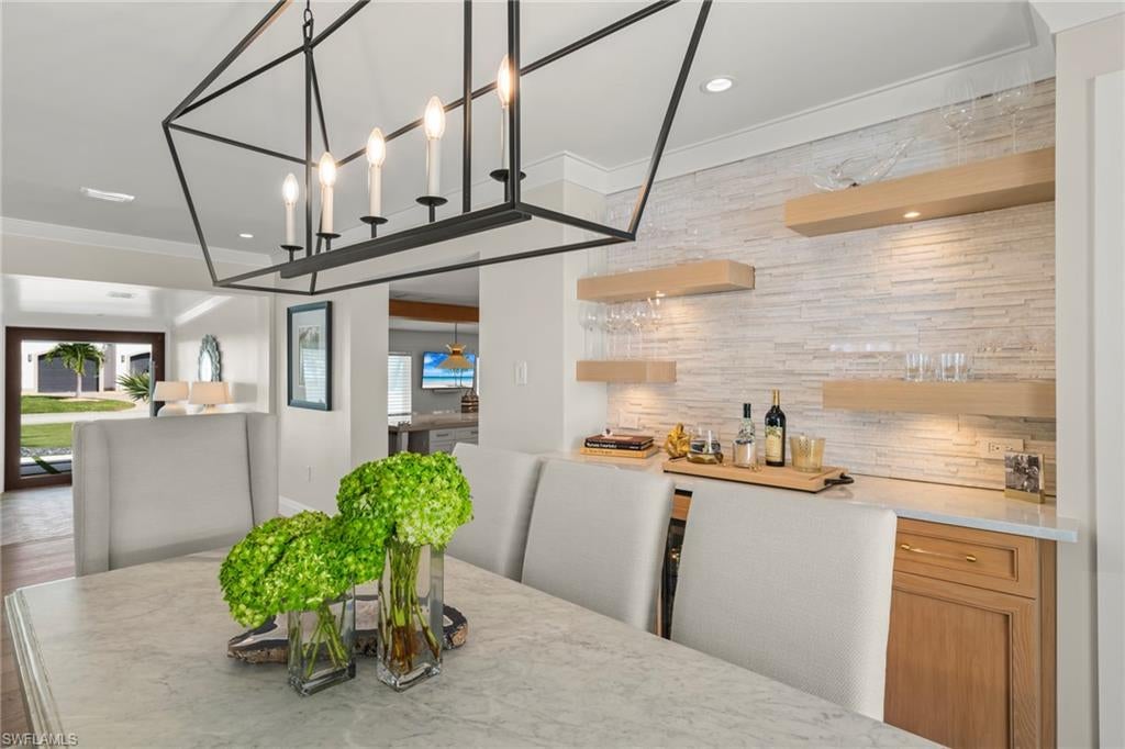 IONA SHORES - Residential