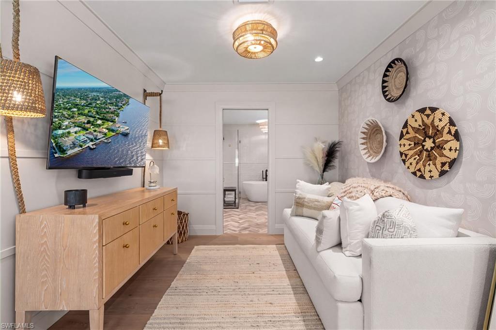 IONA SHORES - Residential