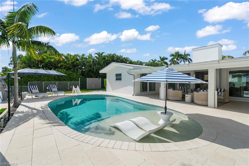 IONA SHORES - Residential