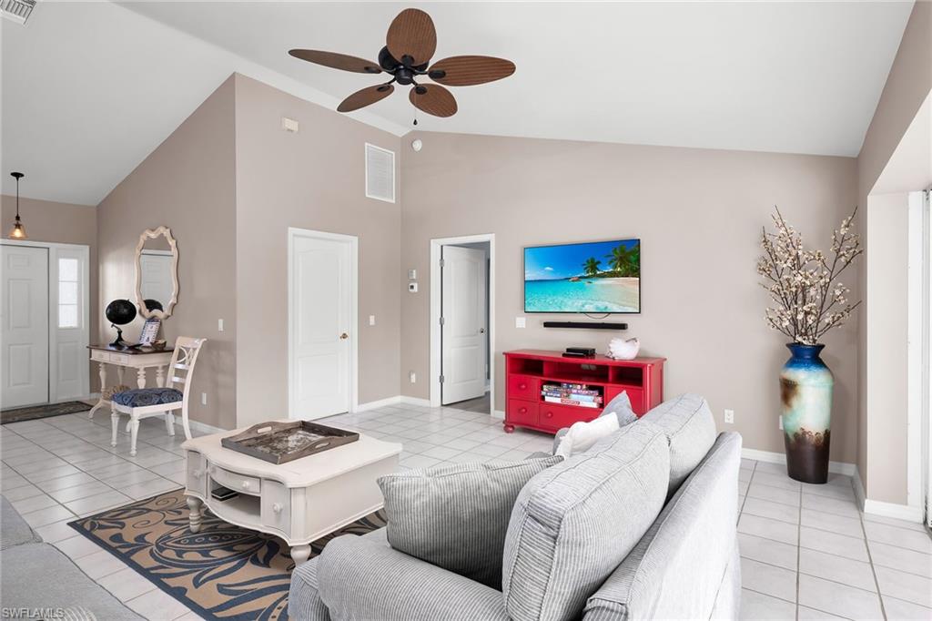 MARCO BEACH - Residential