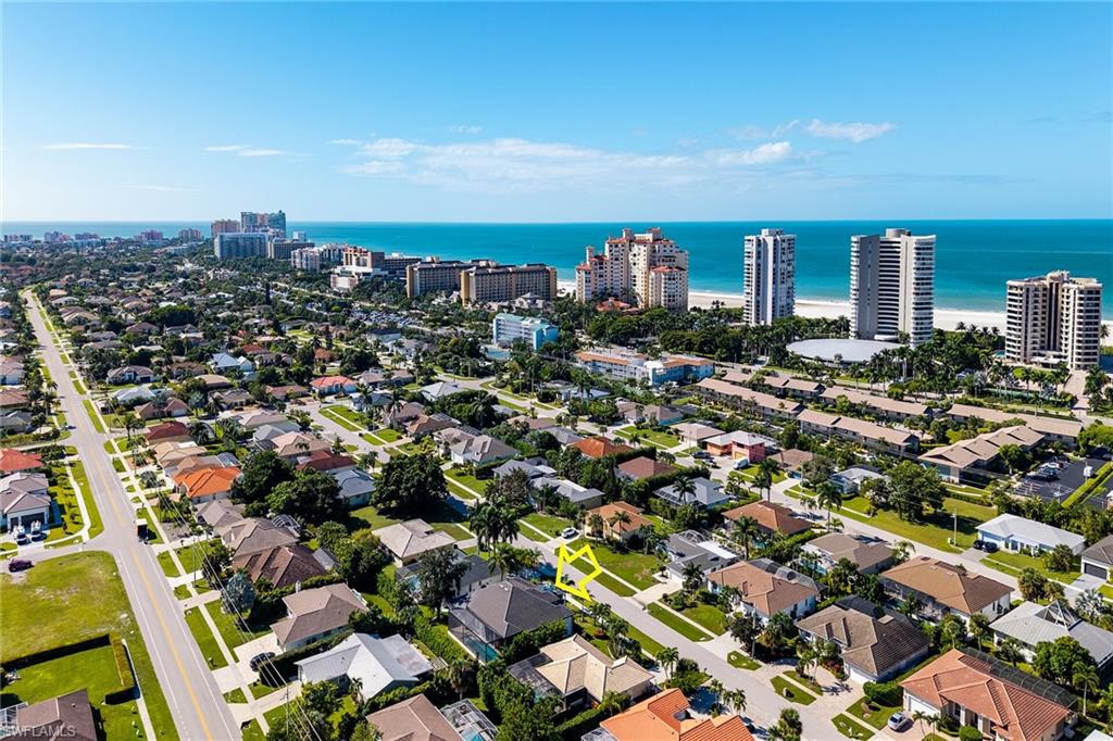 MARCO BEACH - Residential