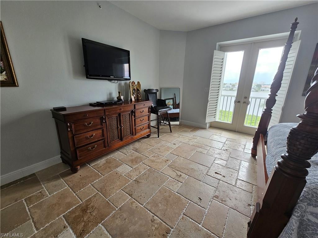 REGATTA - Residential Lease