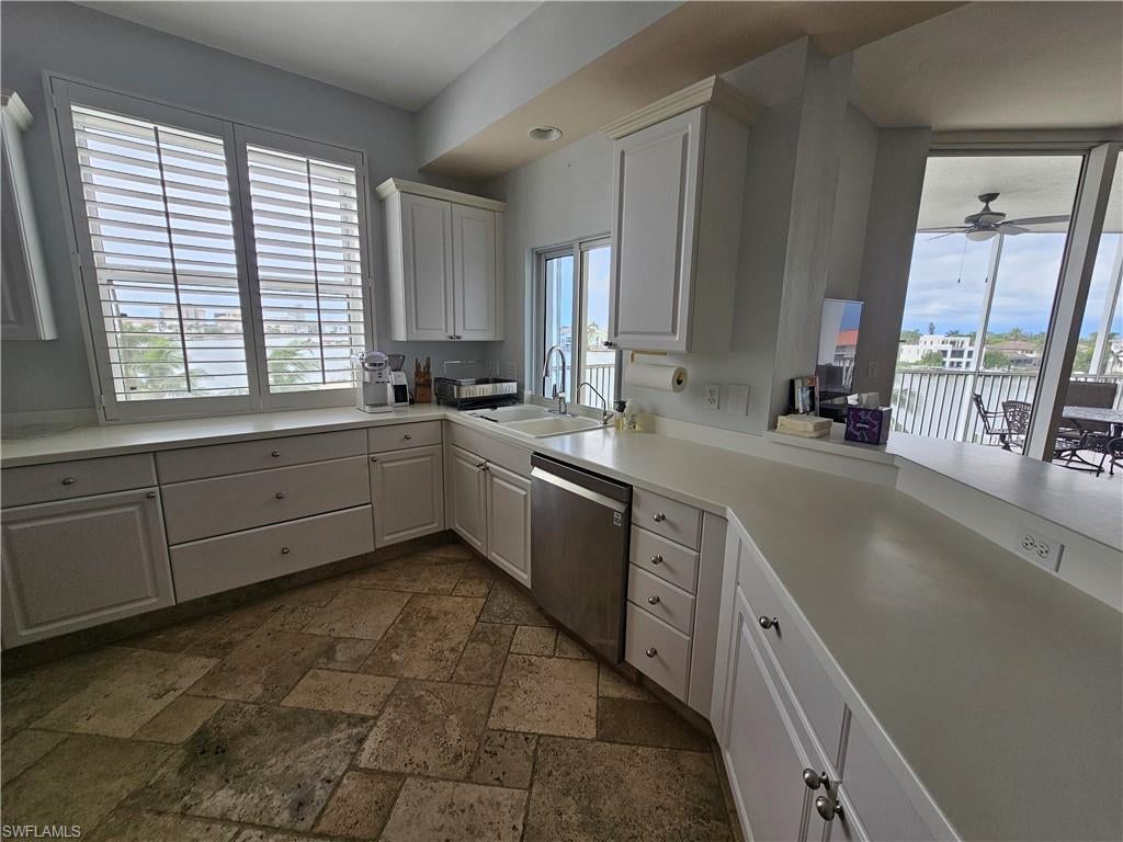 REGATTA - Residential Lease