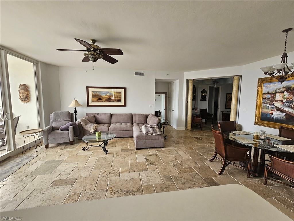 REGATTA - Residential Lease
