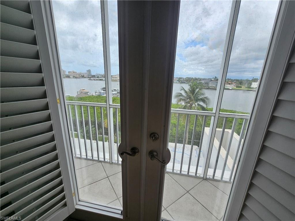 REGATTA - Residential Lease