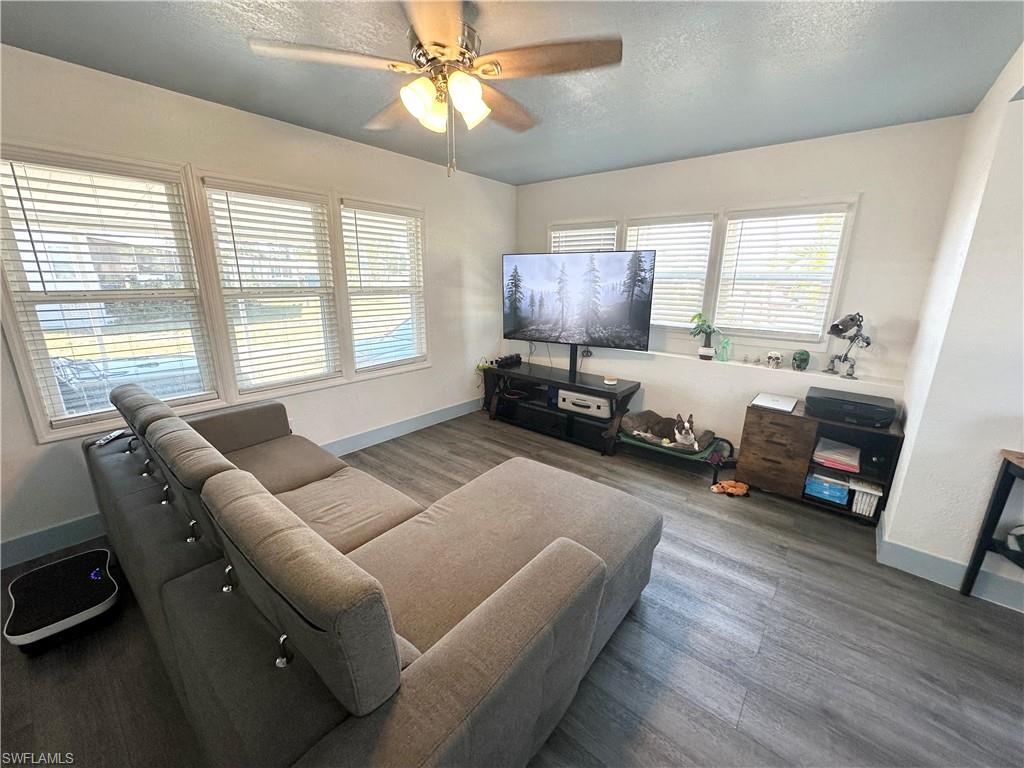 BAYSIDE ESTATES - Residential
