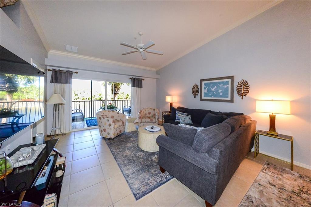 TWIN LAKES - Residential