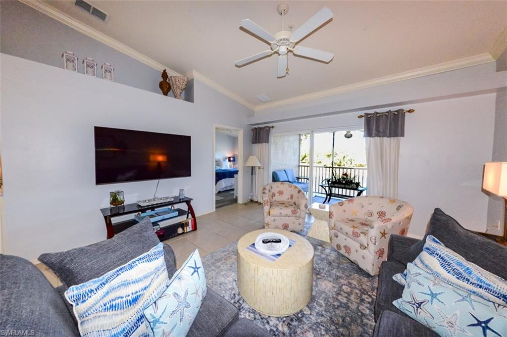 TWIN LAKES - Residential