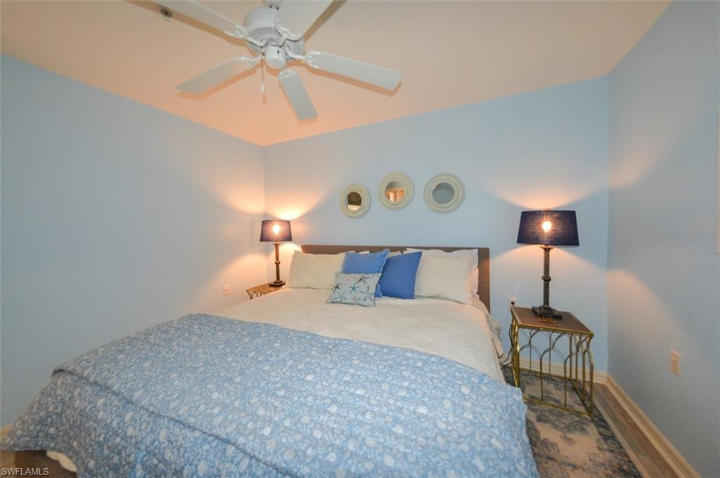 TWIN LAKES - Residential