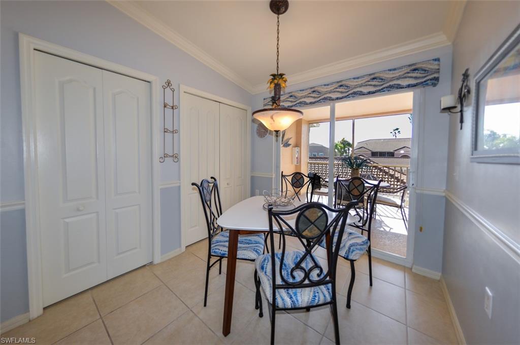 TWIN LAKES - Residential