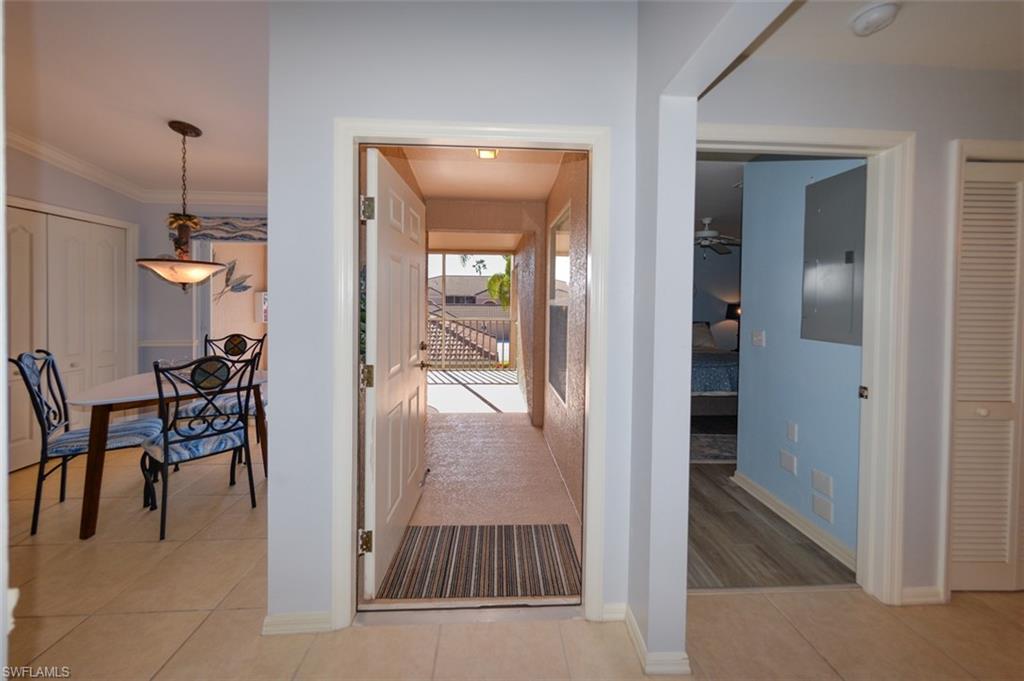 TWIN LAKES - Residential