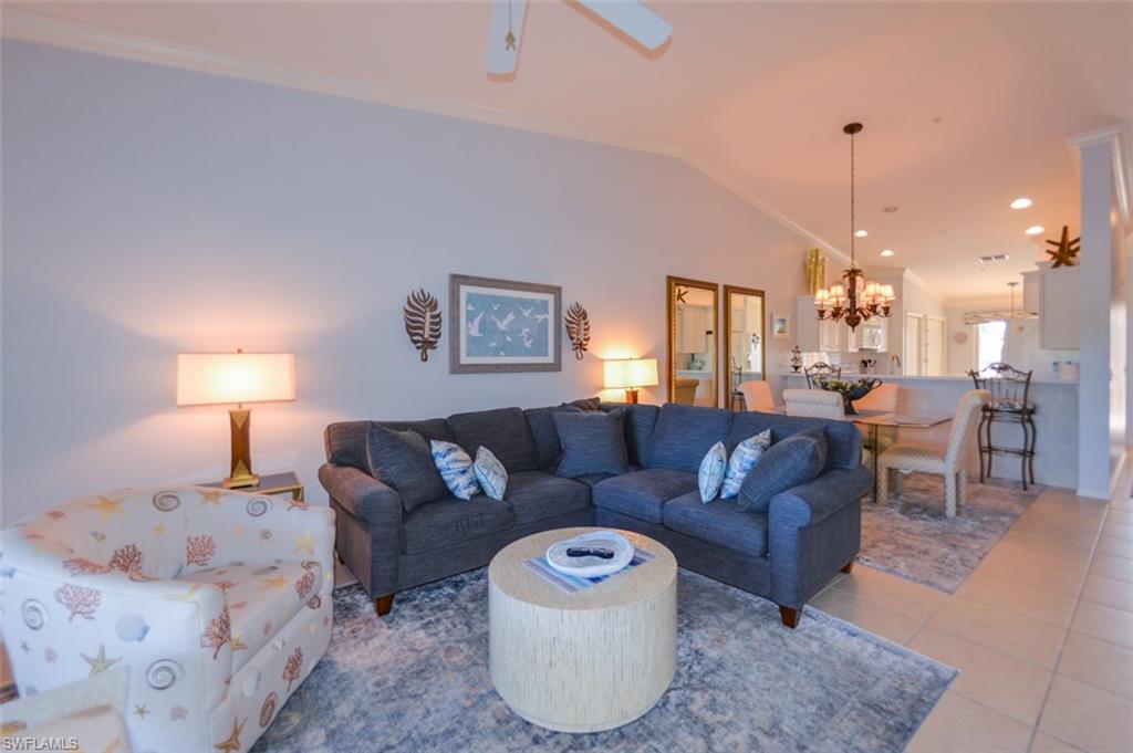 TWIN LAKES - Residential