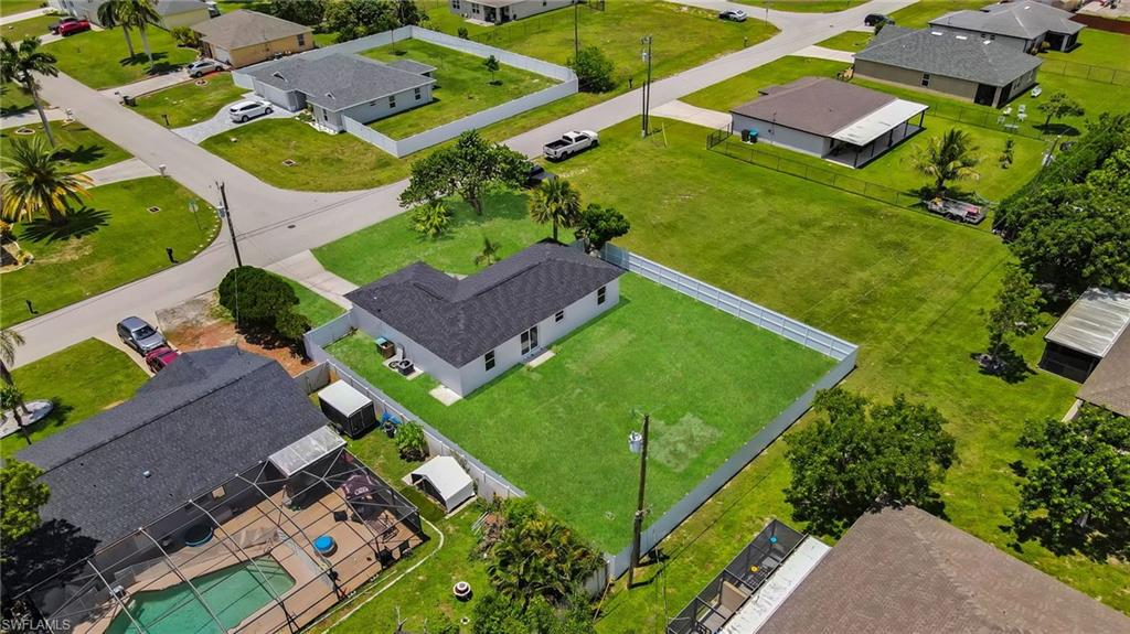 CAPE CORAL - Residential