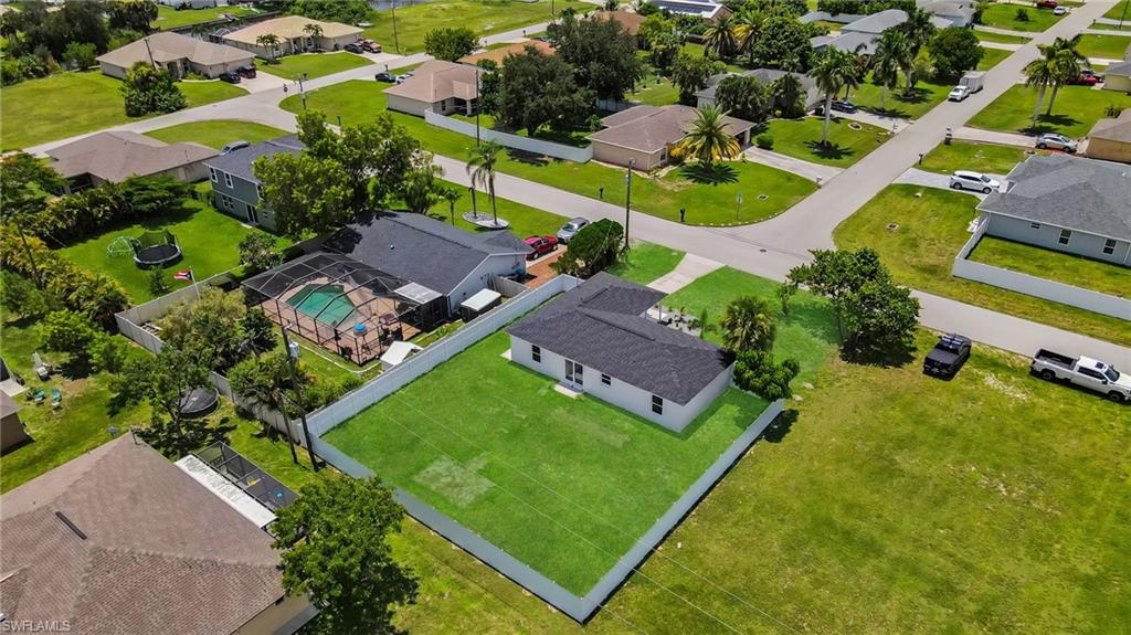 CAPE CORAL - Residential