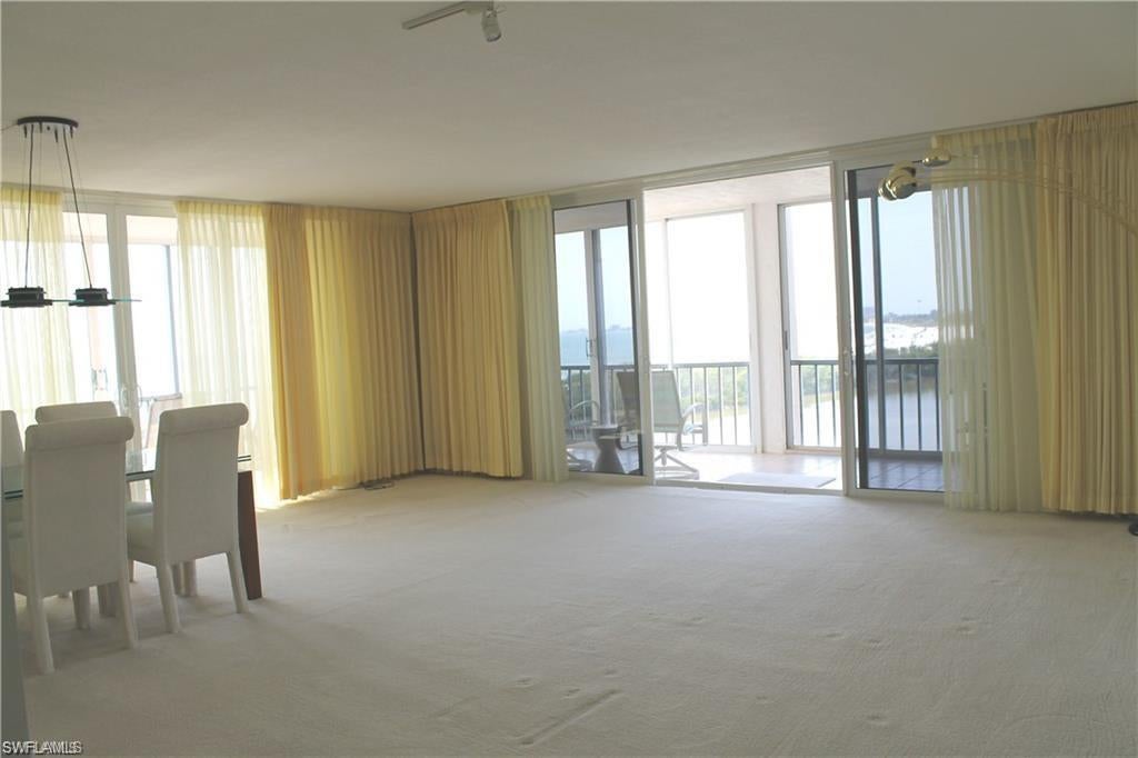 CRECIENTE CONDO NORTH - Residential