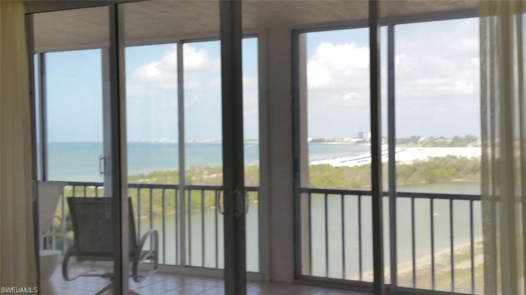CRECIENTE CONDO NORTH - Residential