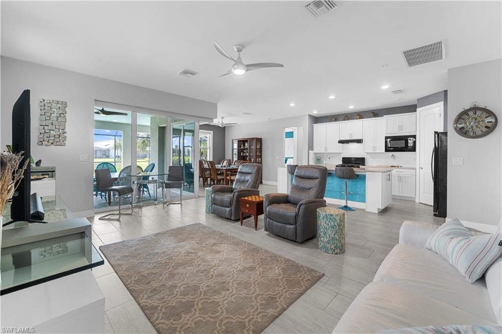 LAKE BABCOCK - Residential