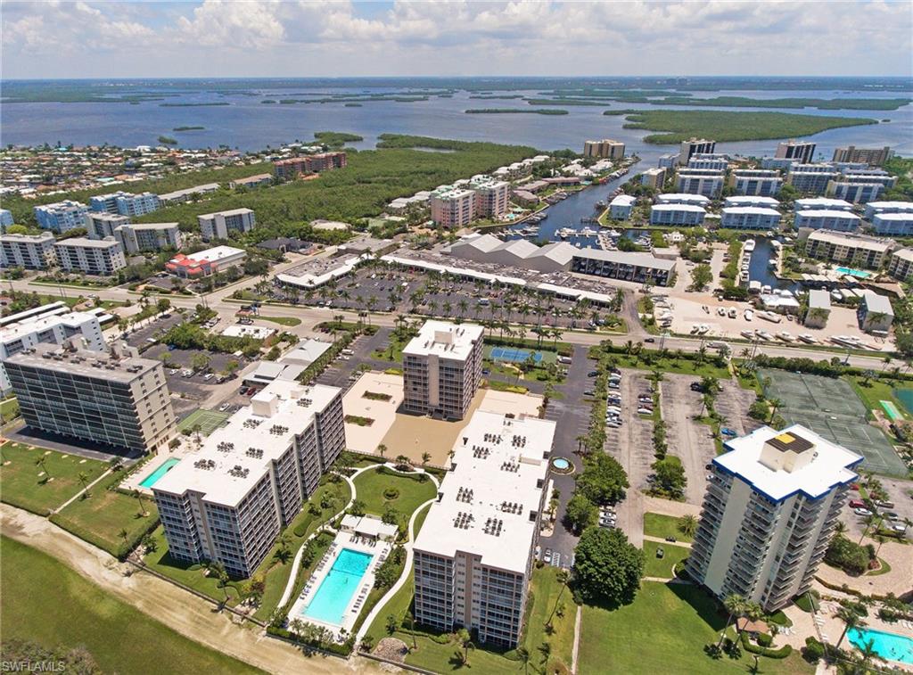 CRECIENTE CONDO SOUTH - Residential