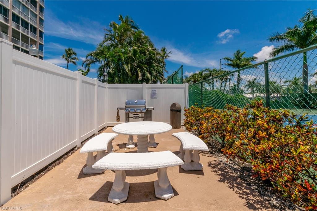 CRECIENTE CONDO SOUTH - Residential
