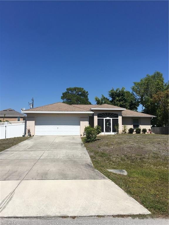 CAPE CORAL - Residential
