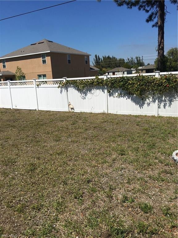 CAPE CORAL - Residential