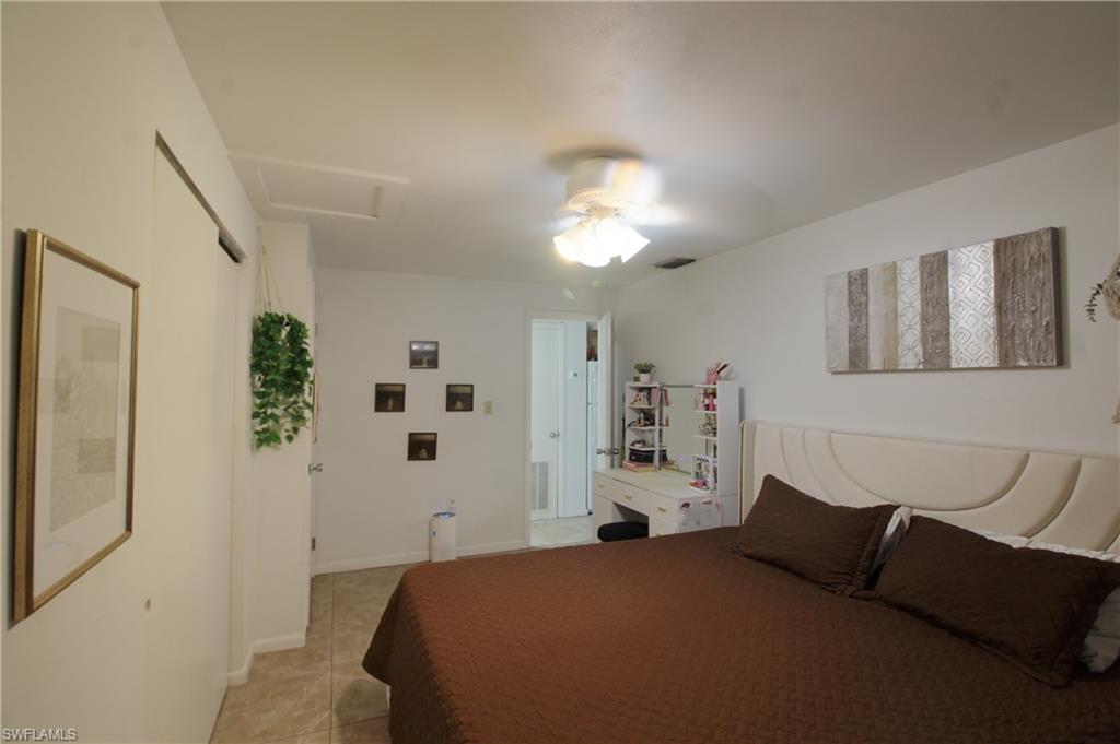 NAPLES PARK - Residential Income
