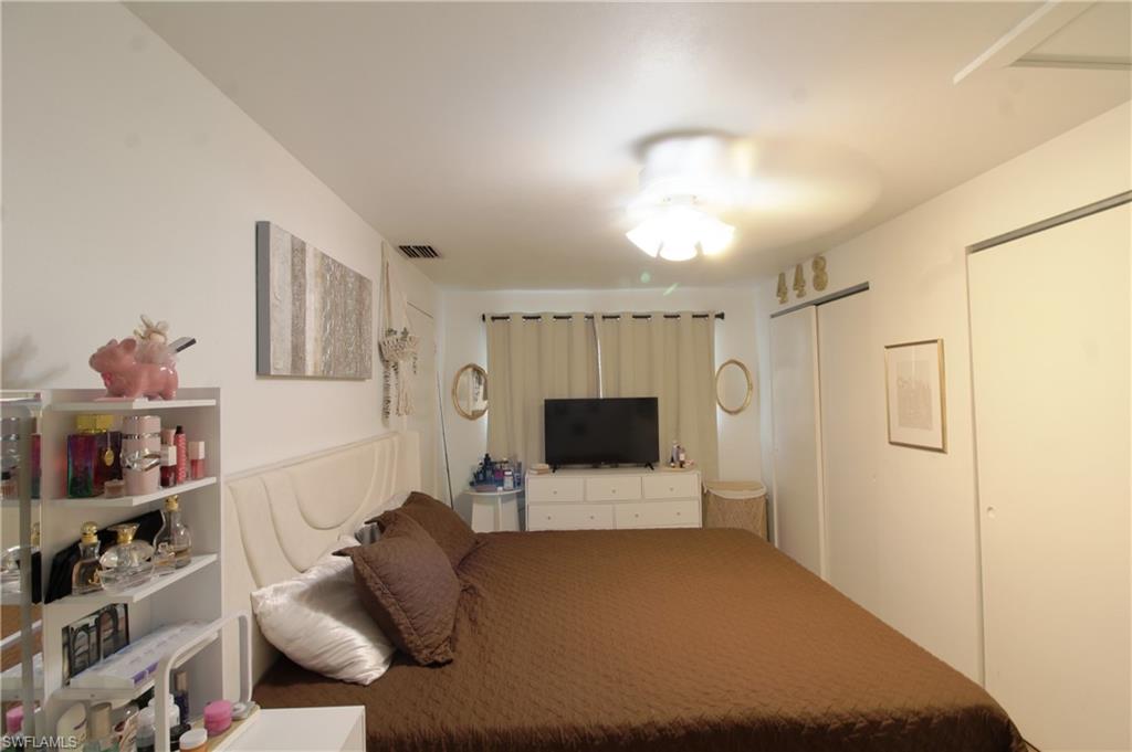 NAPLES PARK - Residential Income