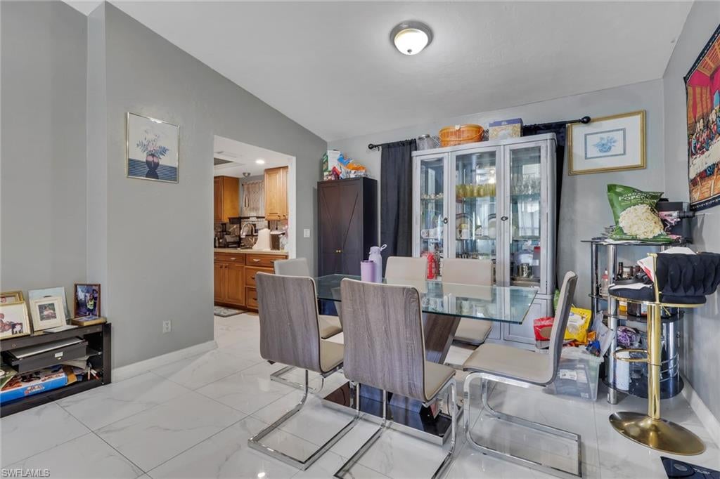 GOLDEN GATE CITY - Residential