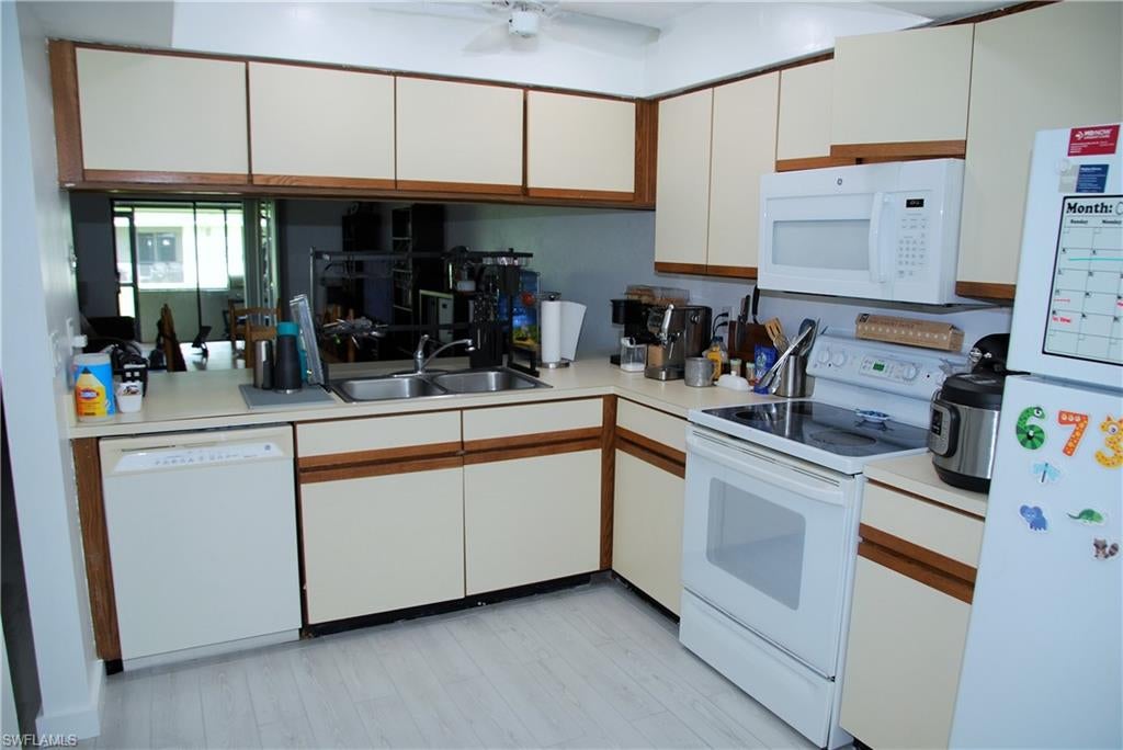 PATIO VILLAS OF CAPE CORAL - Residential