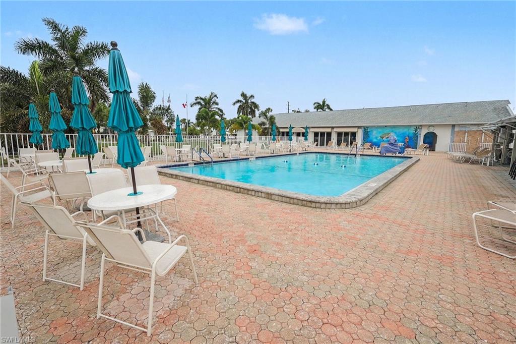 BAYSIDE ESTATES - Land
