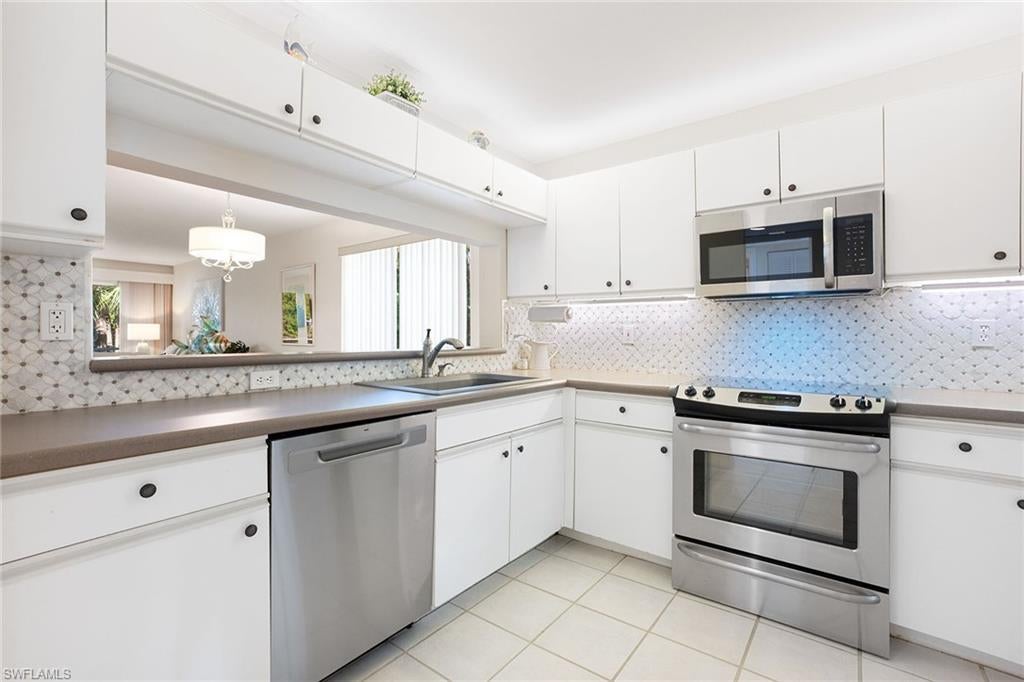 WESTGATE AT IMPERIAL GOLF ESTATES - Residential
