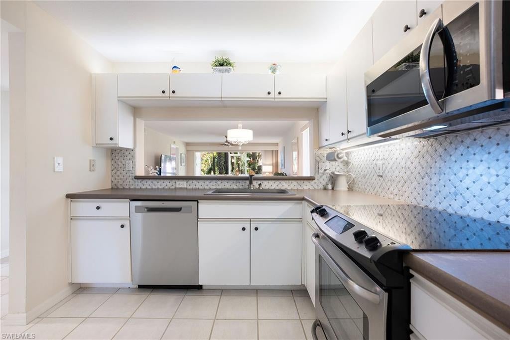 WESTGATE AT IMPERIAL GOLF ESTATES - Residential