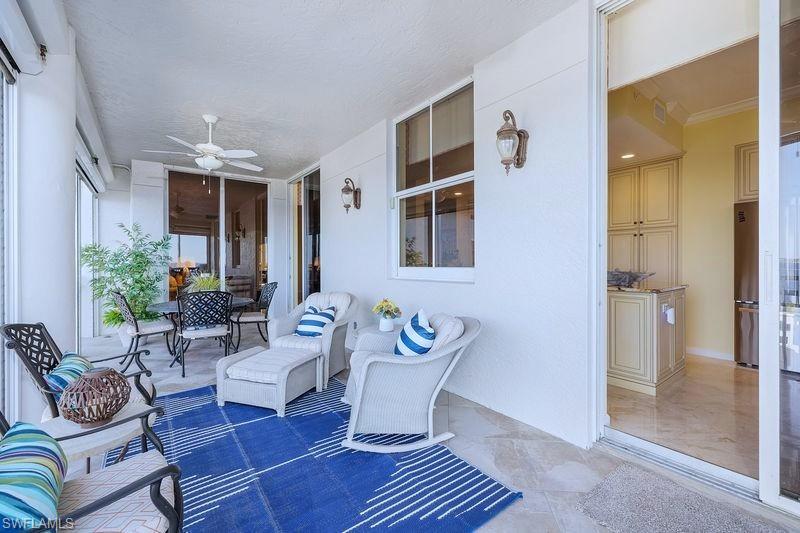 THE SHORES - Residential