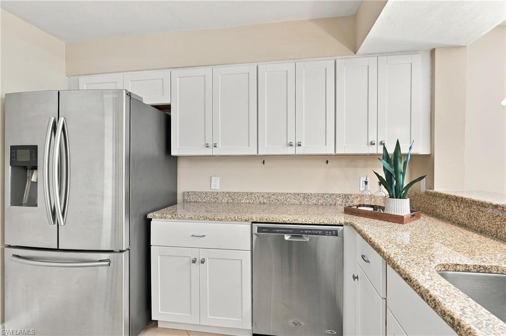 SUMMERPLACE - Residential