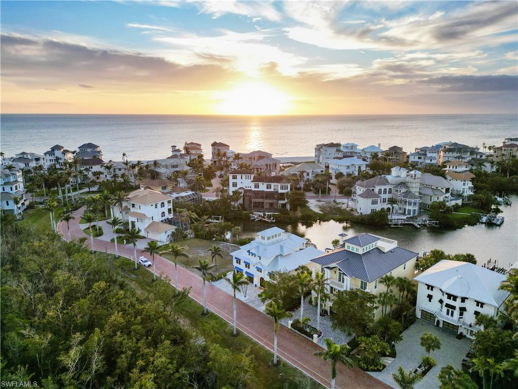 BAYFRONT GARDENS - Residential