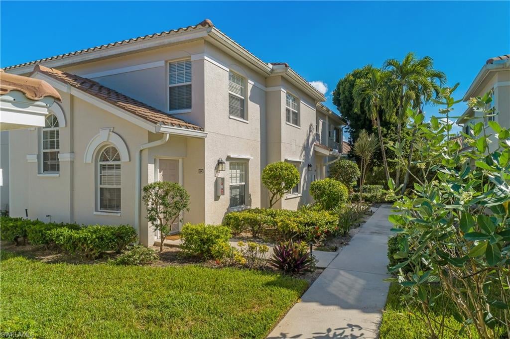 CALUSA BAY NORTH - Residential