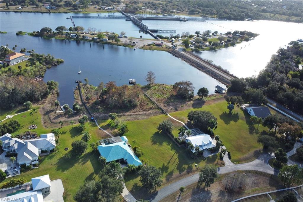 RIVERWIND COVE - Land