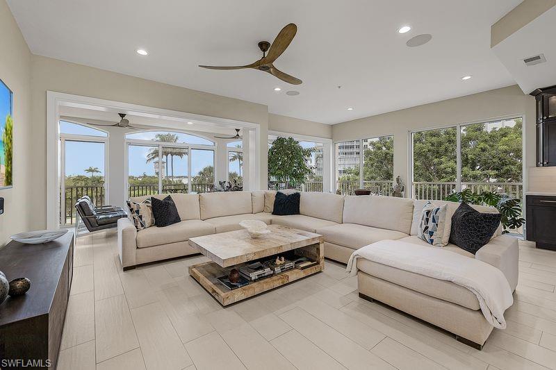 HARBOUR LANDINGS - Residential