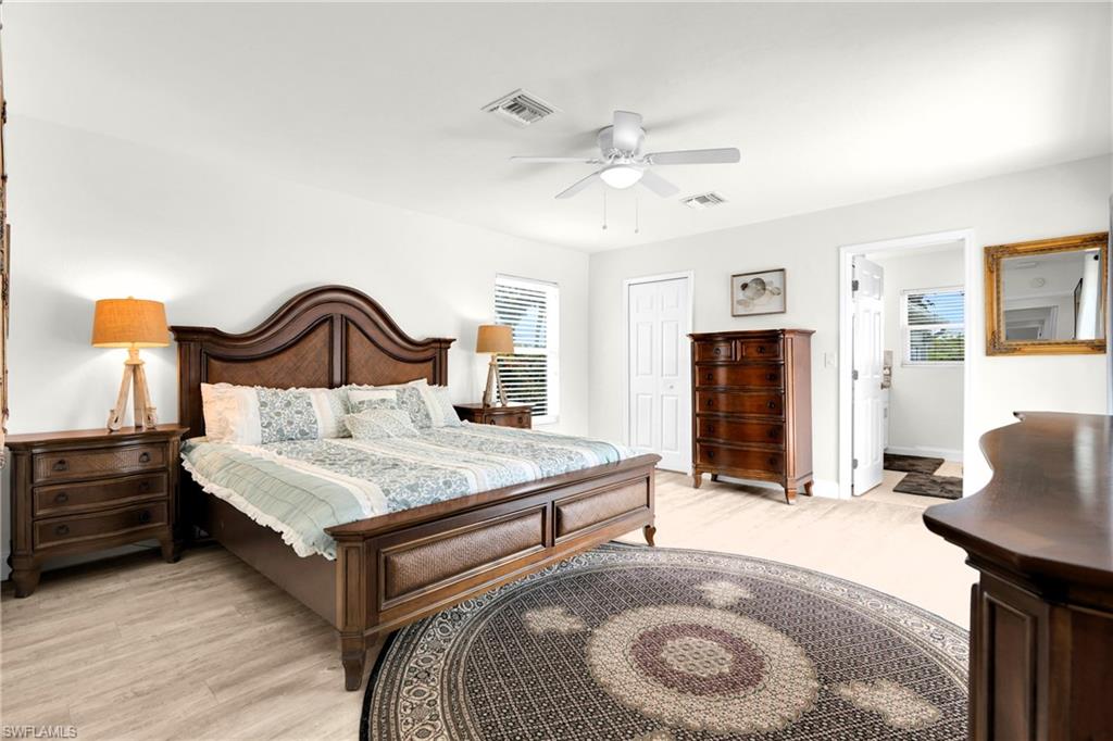 RIVER FOREST - Residential