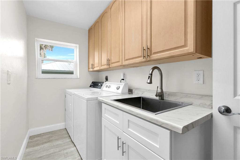 RIVER FOREST - Residential
