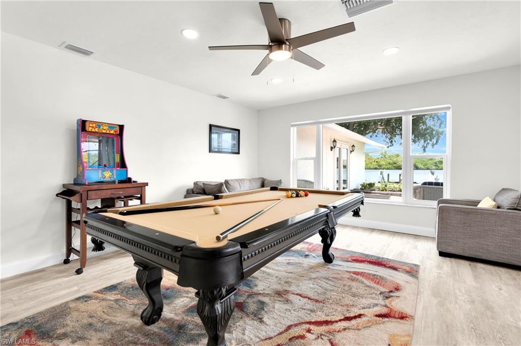 RIVER FOREST - Residential