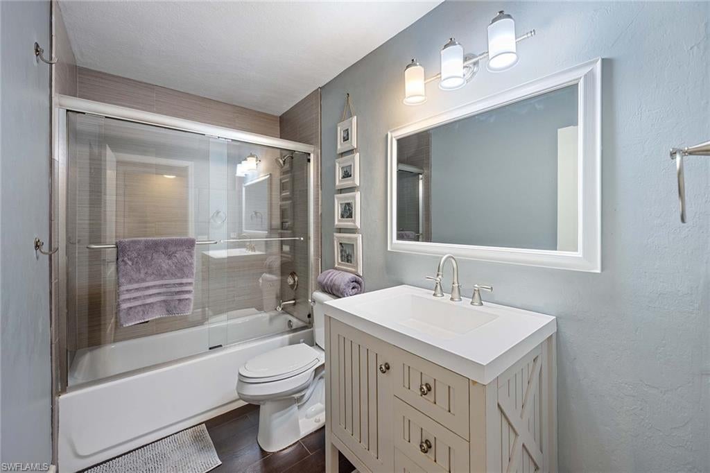 NAPLES PARK - Residential