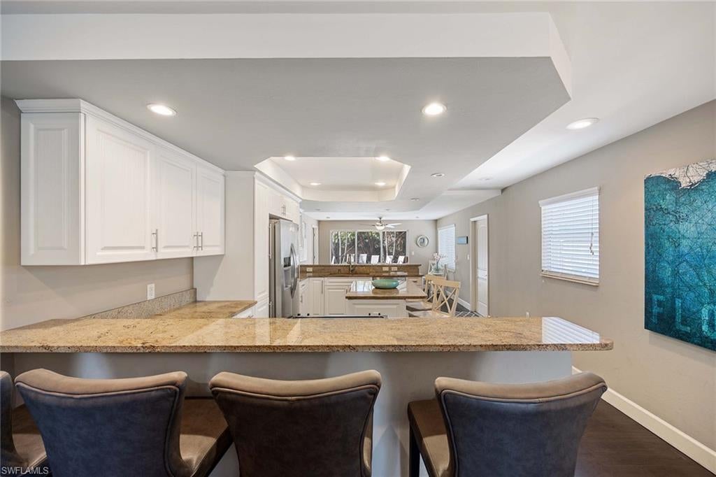 NAPLES PARK - Residential