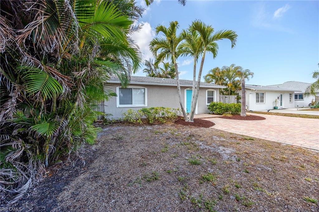 NAPLES PARK - Residential