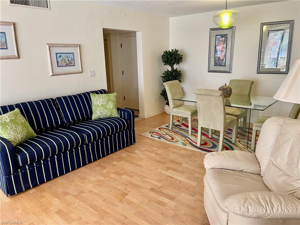 CRECIENTE CONDO NORTH - Residential