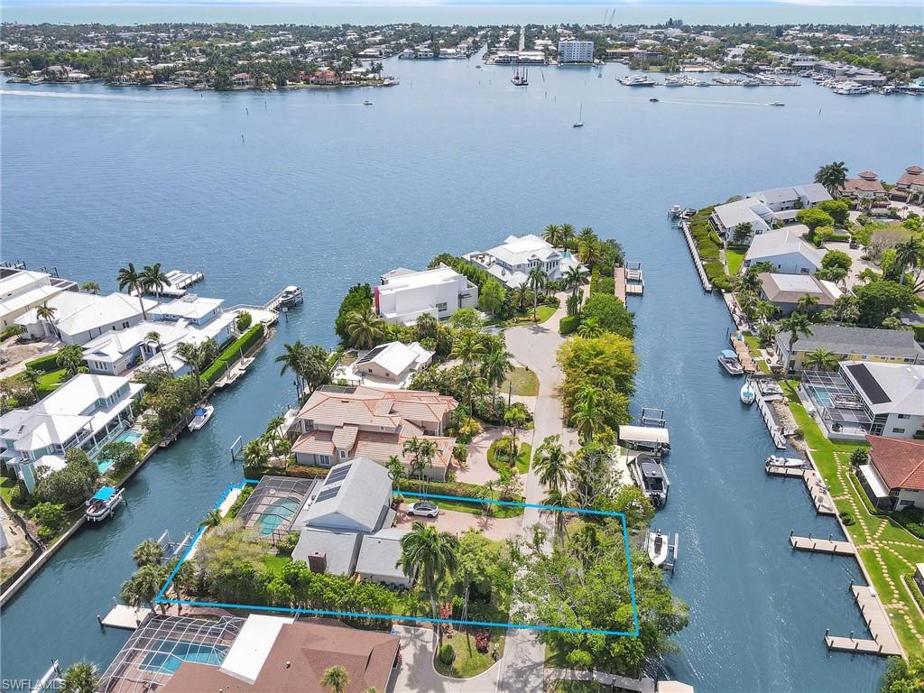 OYSTER BAY - Residential